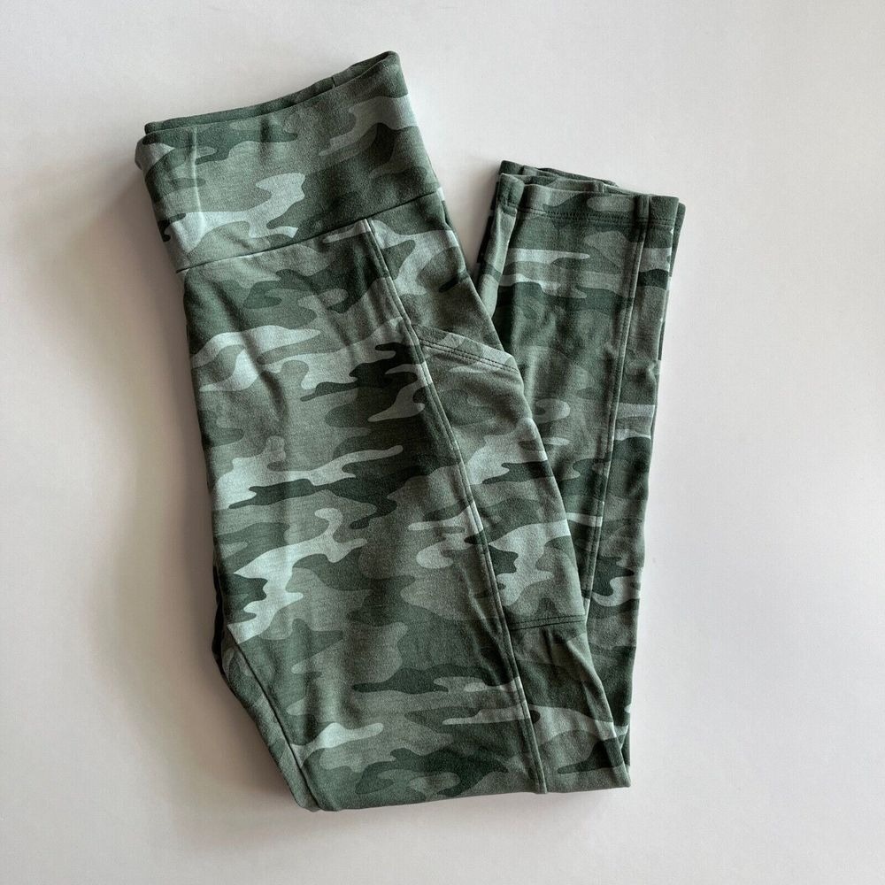Lou & Grey Camo‎ Blue Green Capris, Workout Gear, Comfy Yoga Pants, Leggings B7